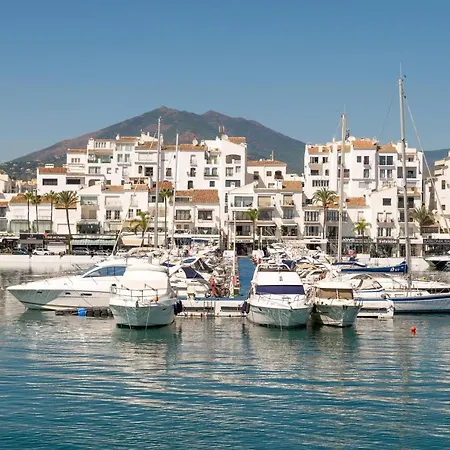Duplex In Nueva Andalucia, Golfers Paradise