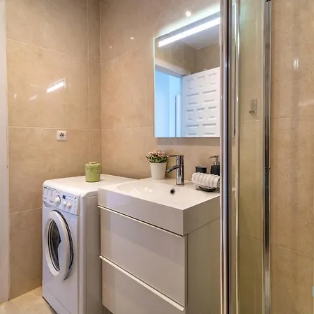 Duplex In Nueva Andalucia, Golfers Paradise Apartment Marbella