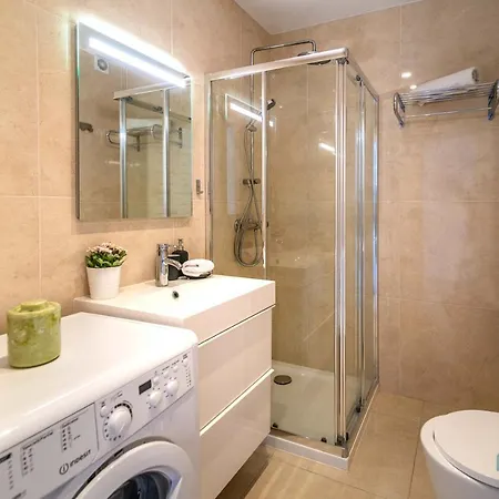 Duplex In Nueva Andalucia, Golfers Paradise Marbella