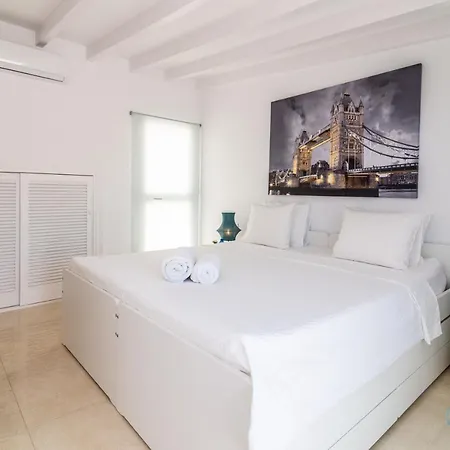 Apartment Duplex In Nueva Andalucia, Golfers Paradise